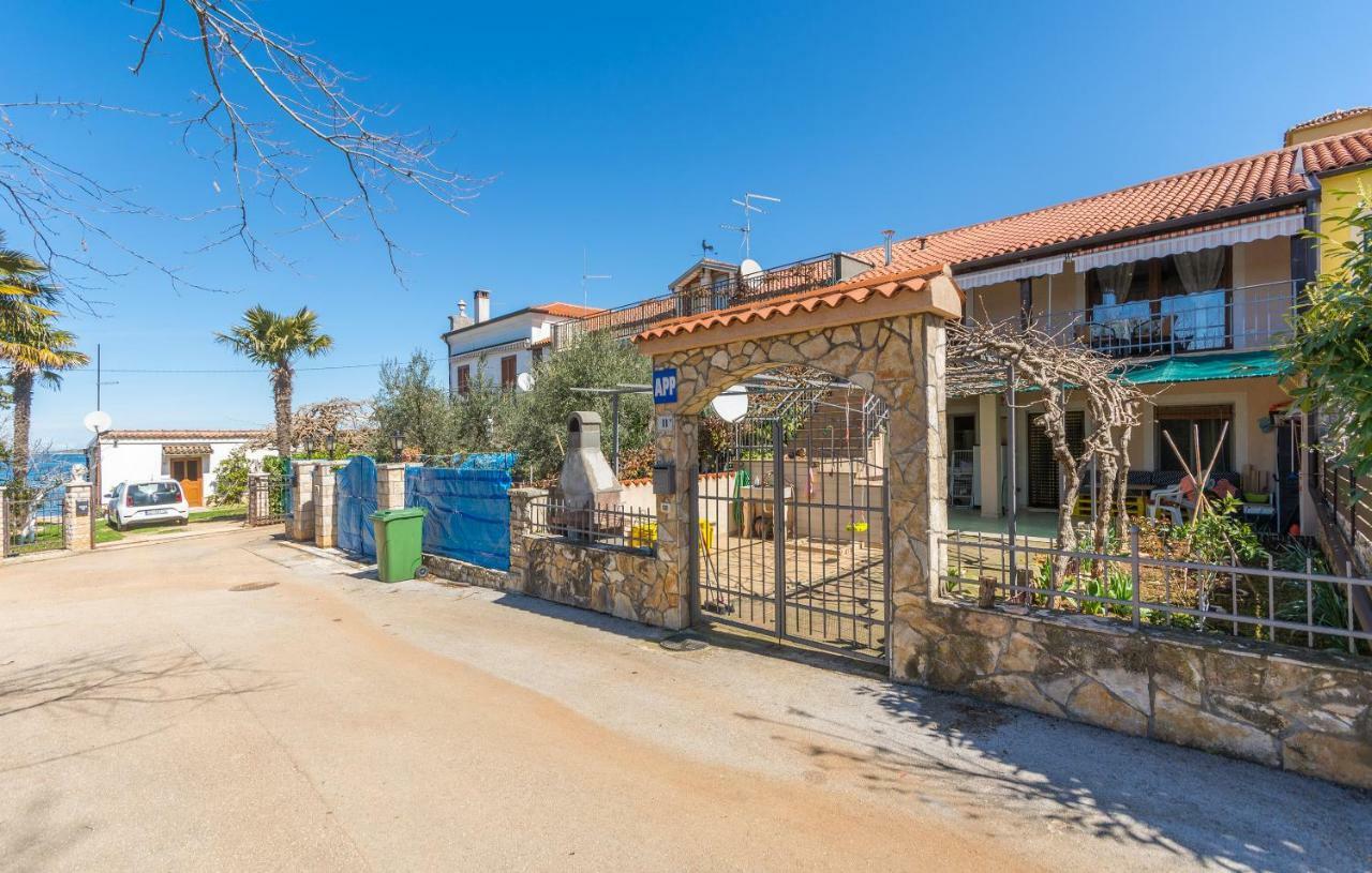 Apartment Valerio Novigrad Istria Exterior foto